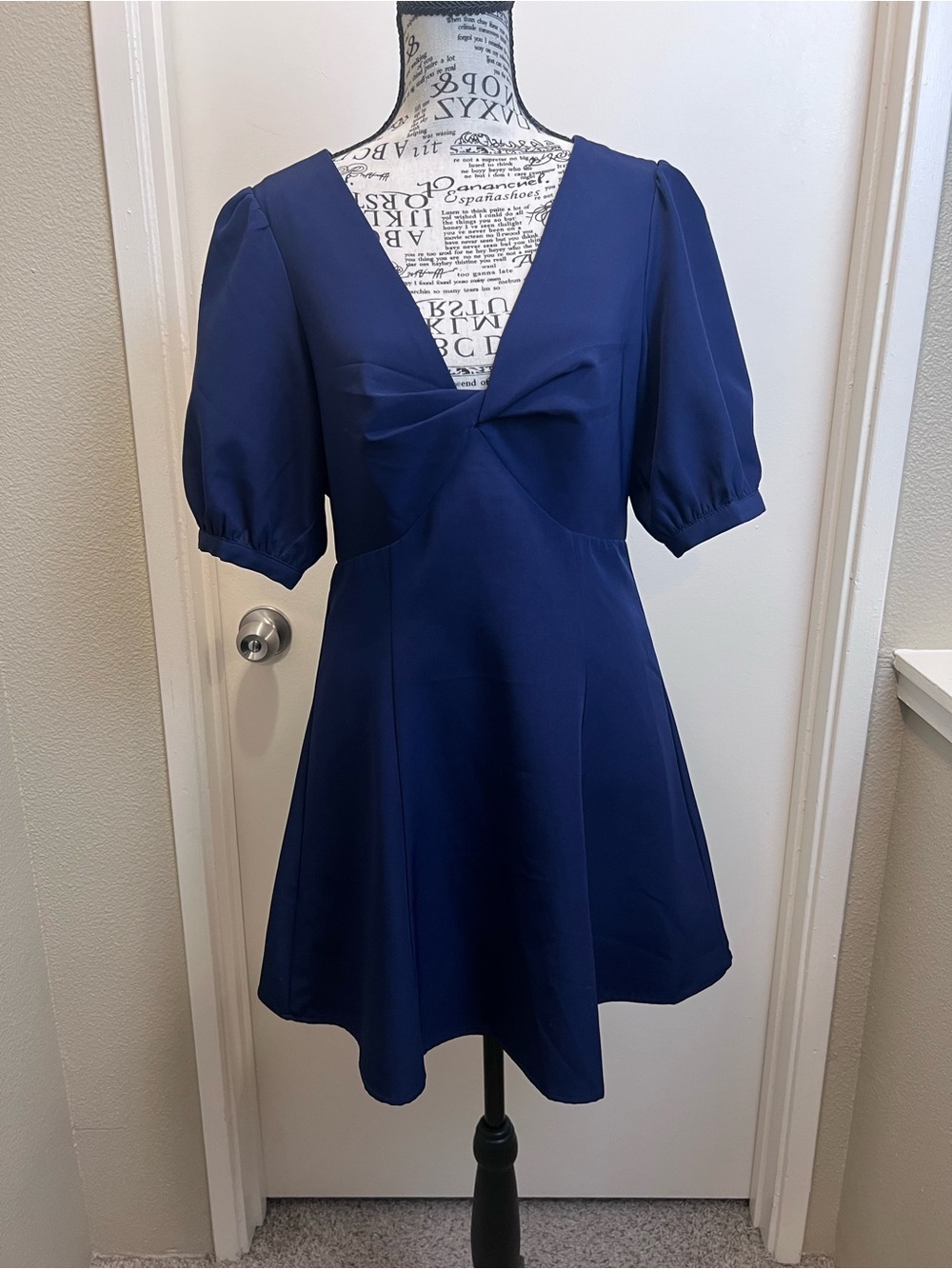 Lulu's Blue Puff Sleeve Twist Bust Mini Dress homecoming dress Cocktail Medium